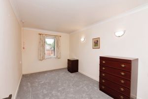 BEDROOM- click for photo gallery